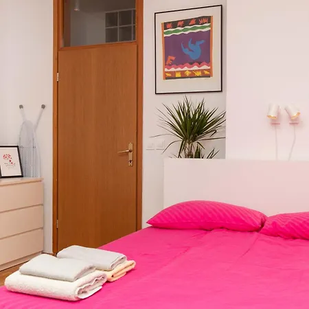 With Free Parking - Short Walk From Ljubljana's Center * 卢布尔雅那