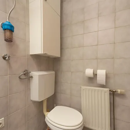 With Free Parking - Short Walk From Ljubljana's Center ليوبليانا
