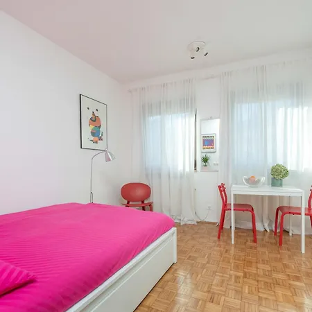 Apartment With Free Parking - Short Walk From Ljubljana's Center